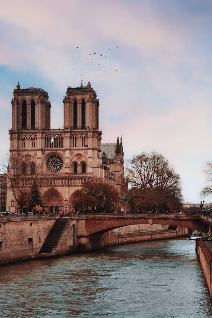 notre dame paris