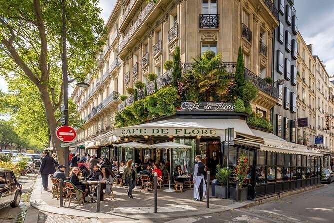 Café de Flore in Paris, best cafes near the Eiffel Tower