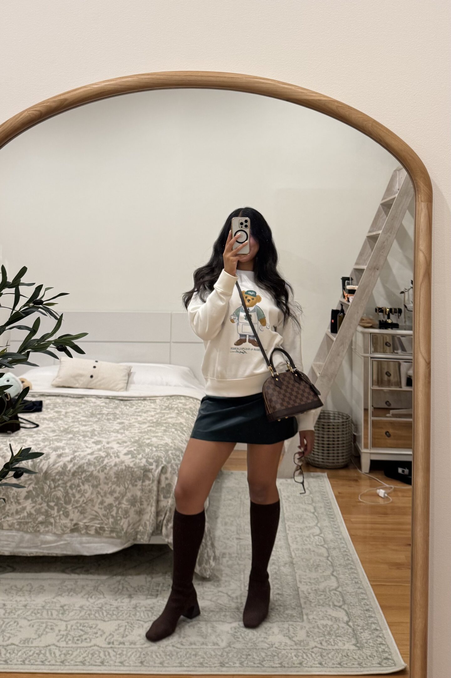 capsule wardrobe boots for fall